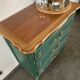 Commode bois massif relooké vert pinède patiné