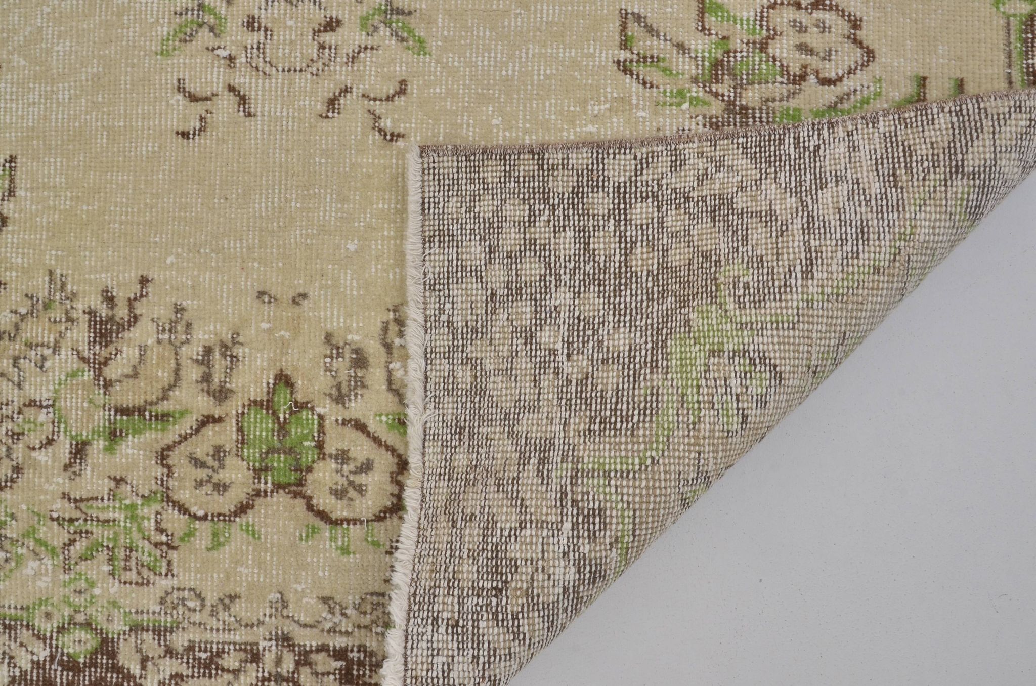 Vintage Anatolian Ouhak Carpet sku 2337