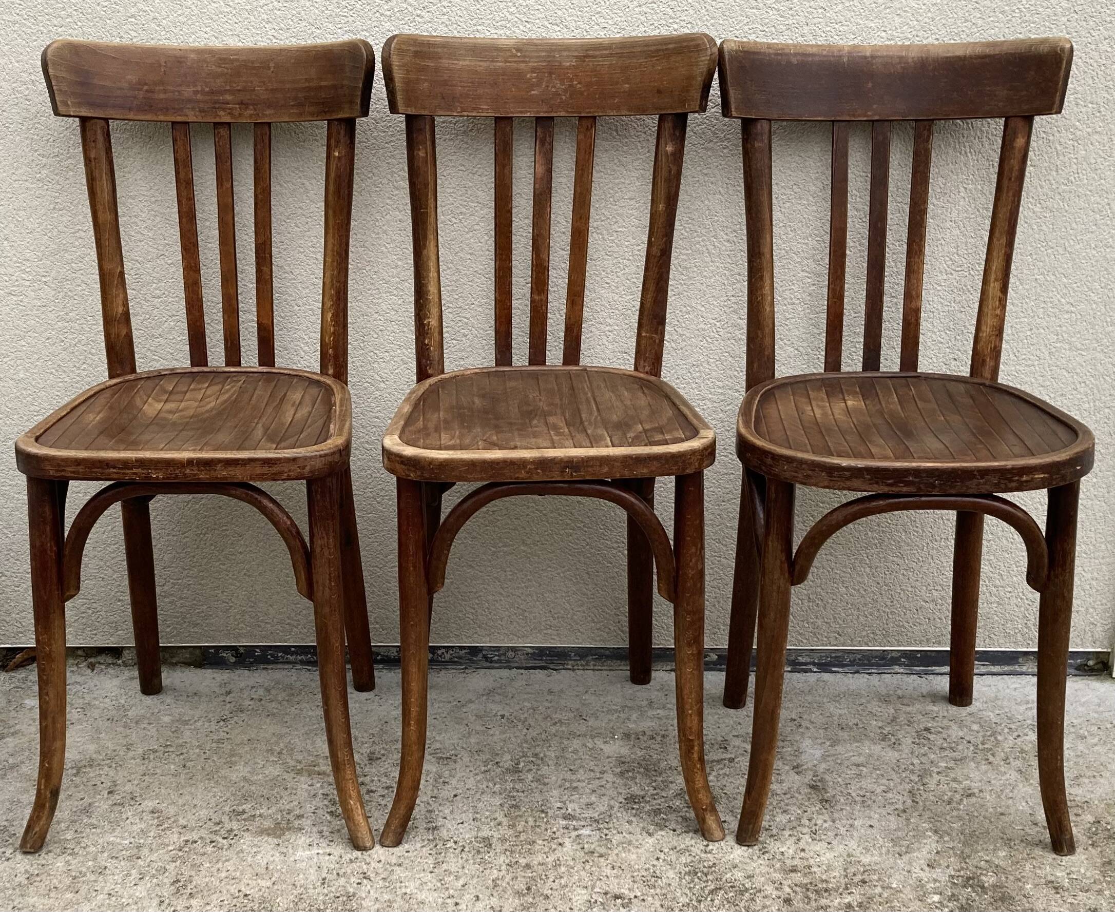 Lot de 3 chaises bistrots anciennes