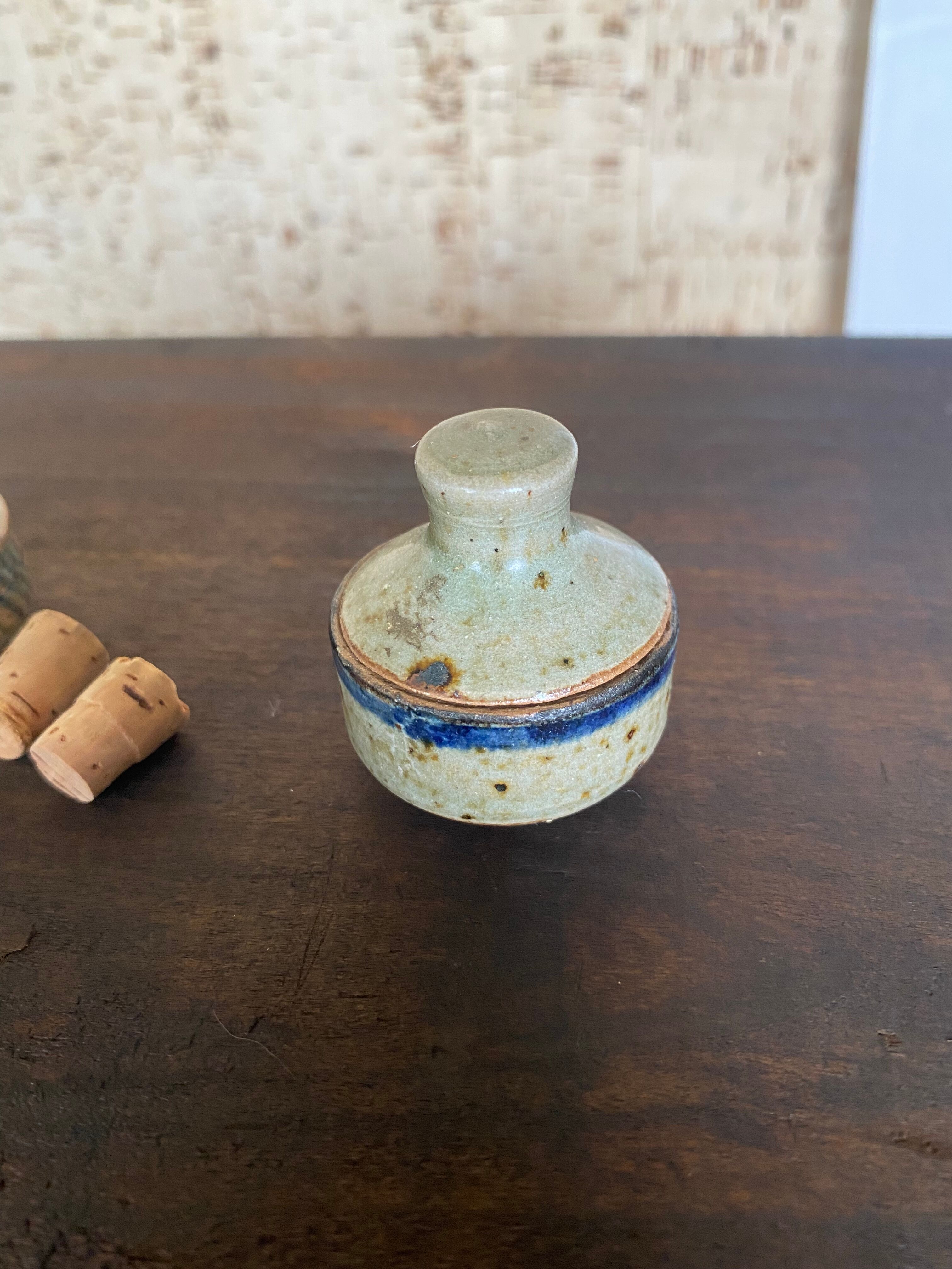 Duo of stoneware boxes