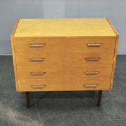 Coiffeuse avec miroir des années 1970 UP Zavody République tchèque.