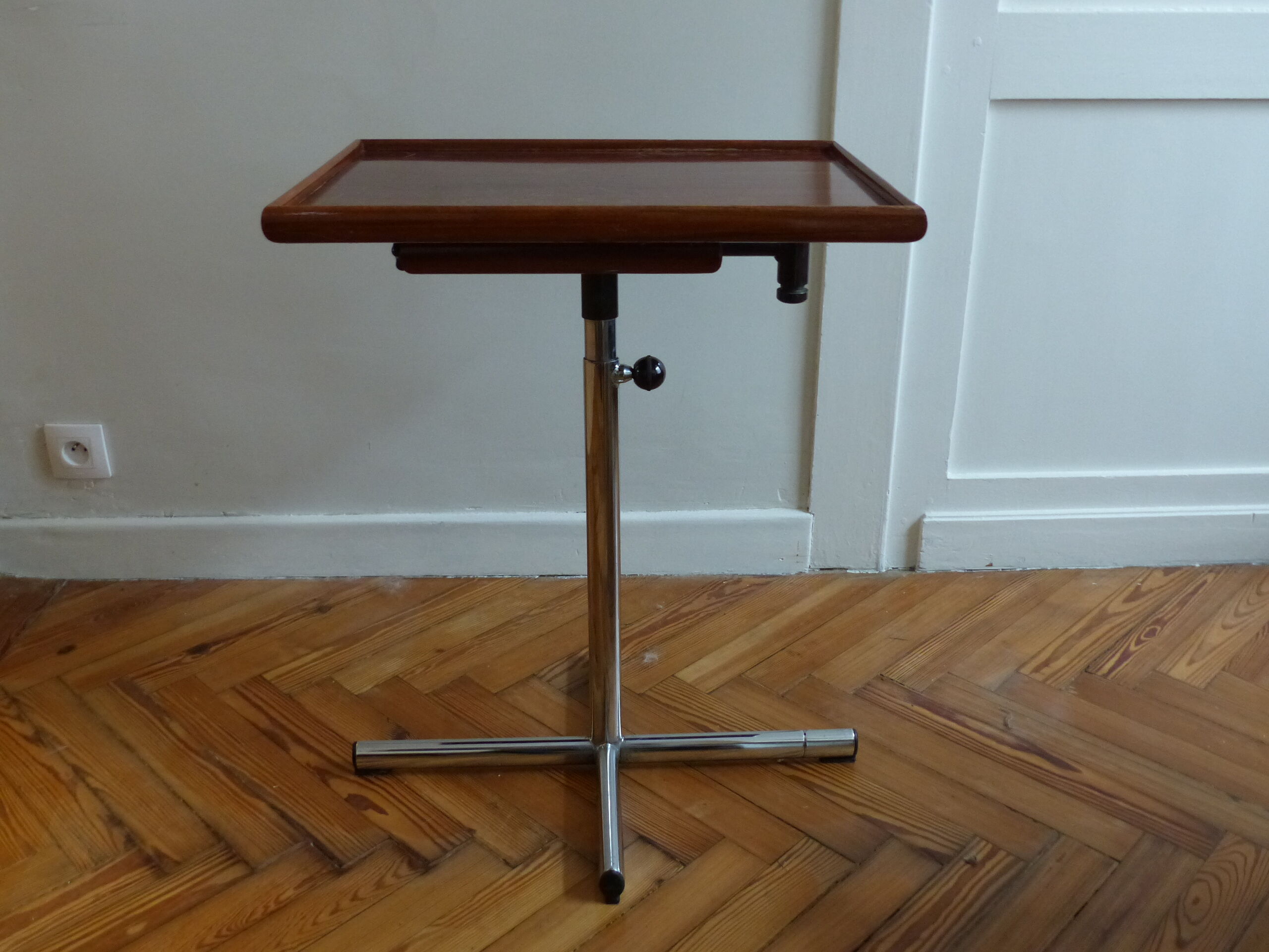 Vintage side table by François Caruelle for Embru, ca.  1950.