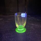 Verre à digestif en ouraline