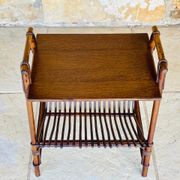 Table d'appoint avec porte revues vintage Rotin Bambou 1970s