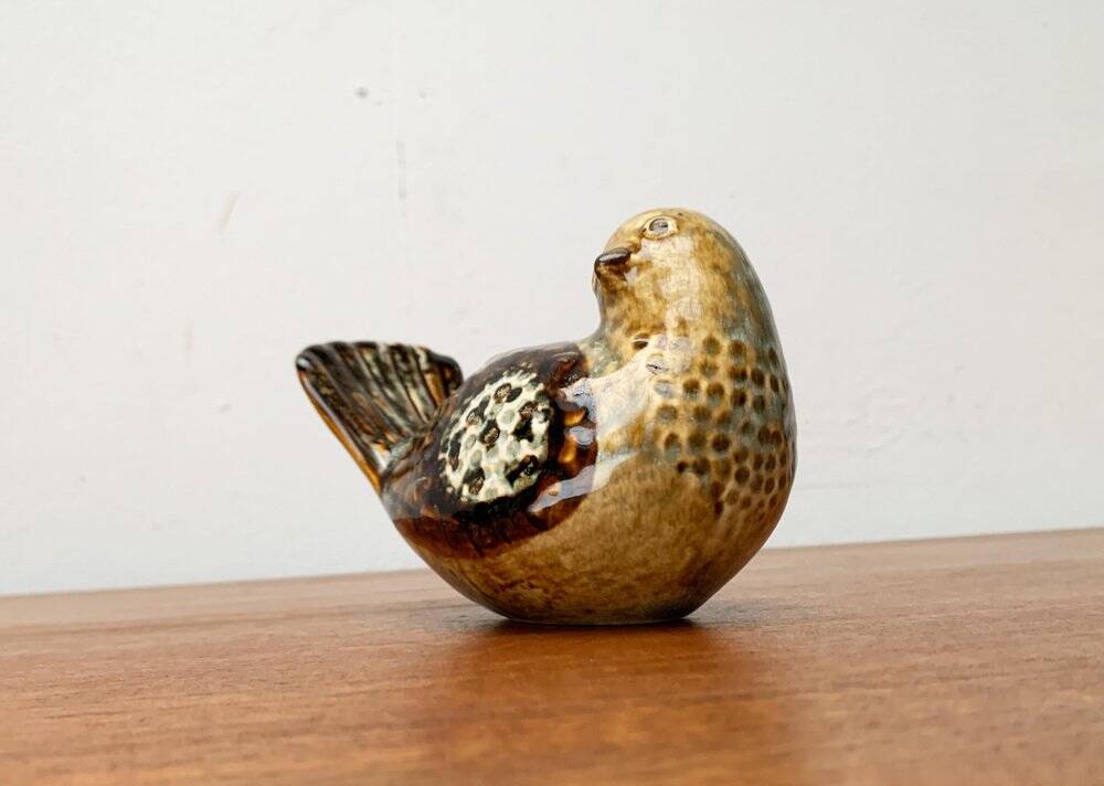 Bird sculpture in Danish studio pottery from the mid-century by Søholm, 1960s.