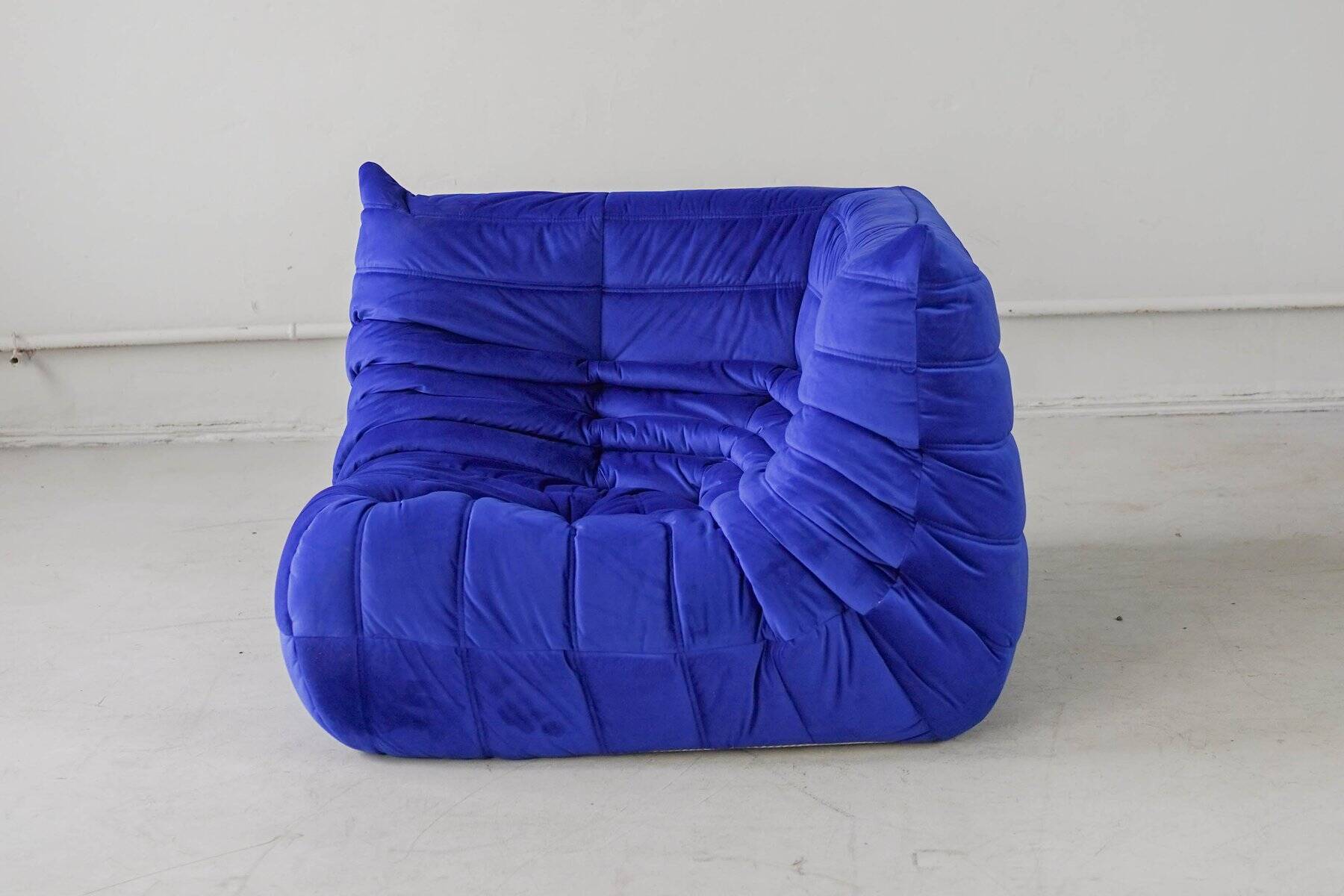 Togo corner chair in blue velvet by Michel Ducaroy for Ligne Roset