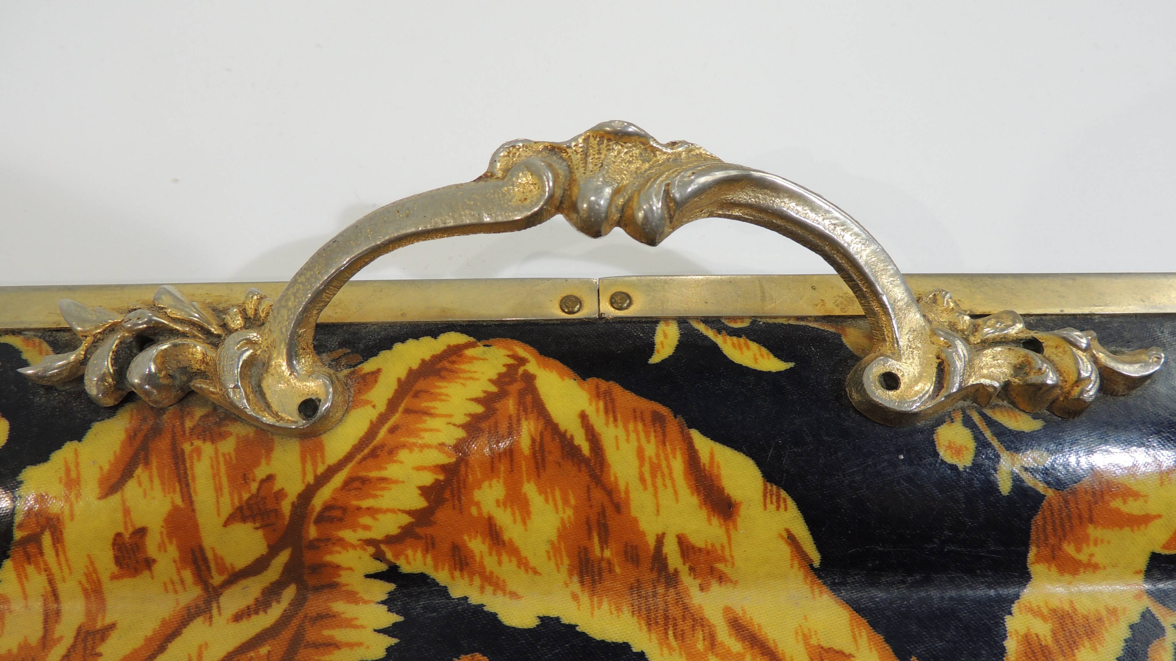 Plateau de service à thé style baroque