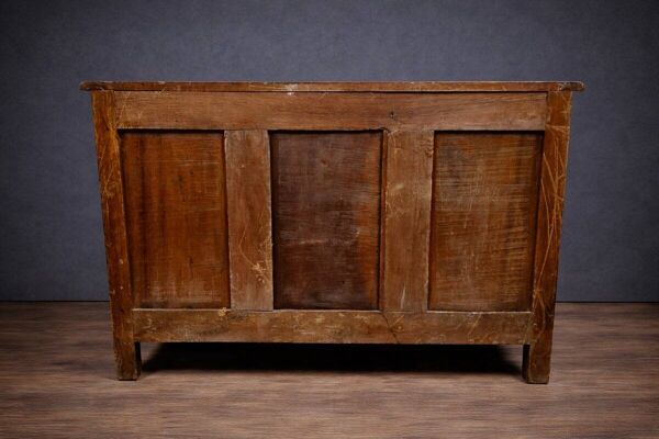 Commode ancienne galbée en bois massif – époque Louis XIV / Louis XV - XVIIIème siècle