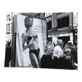 Very large photography. Woman Brussels Advertising lingerie, 90s