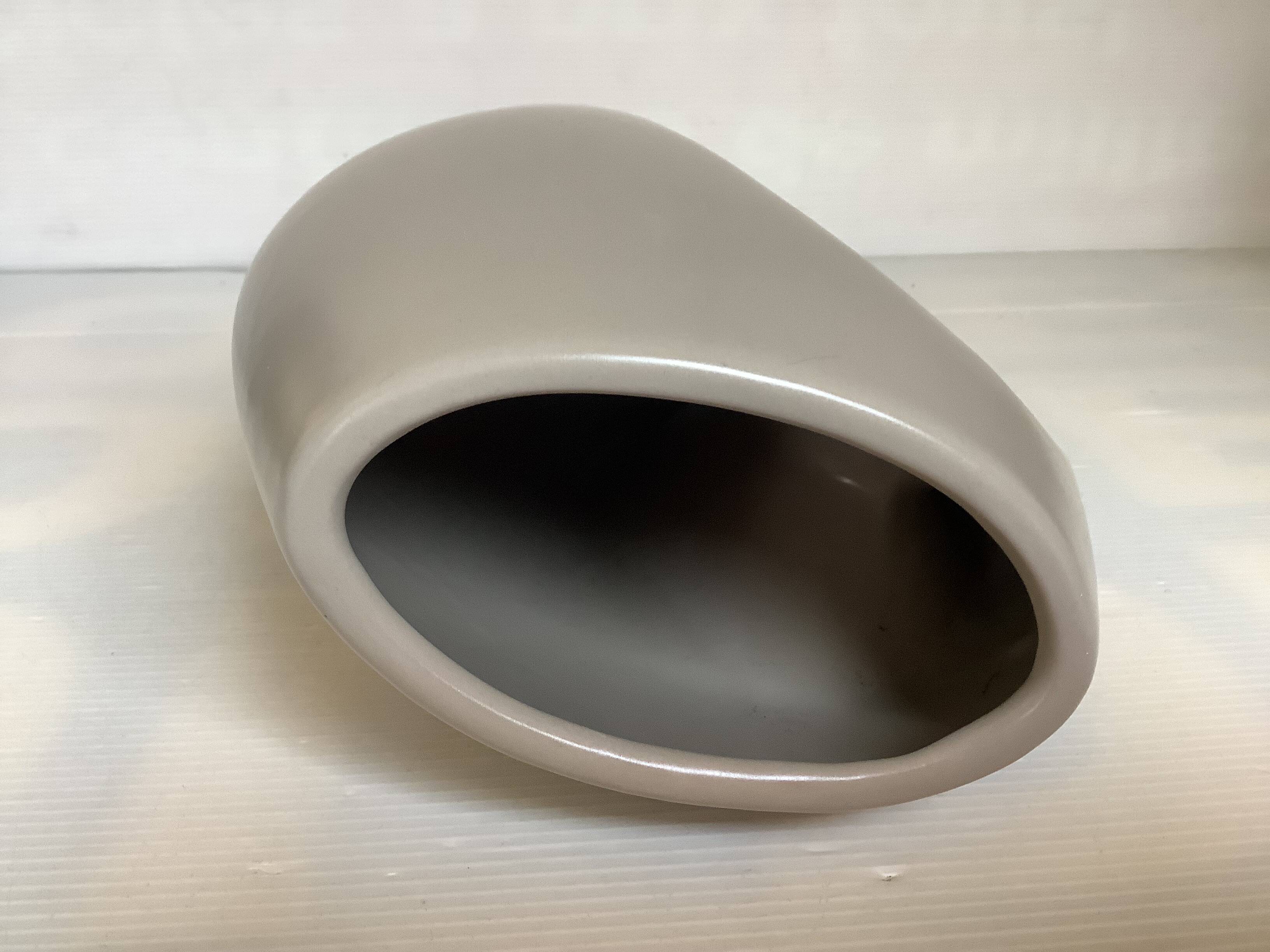 Grey ceramic vase design