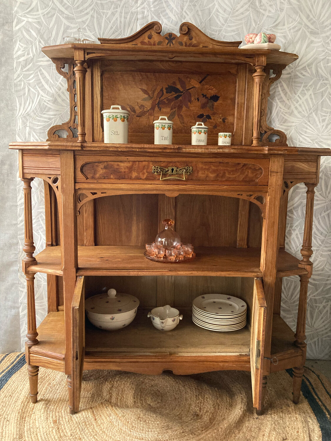 Furniture of trade buffet dressoir