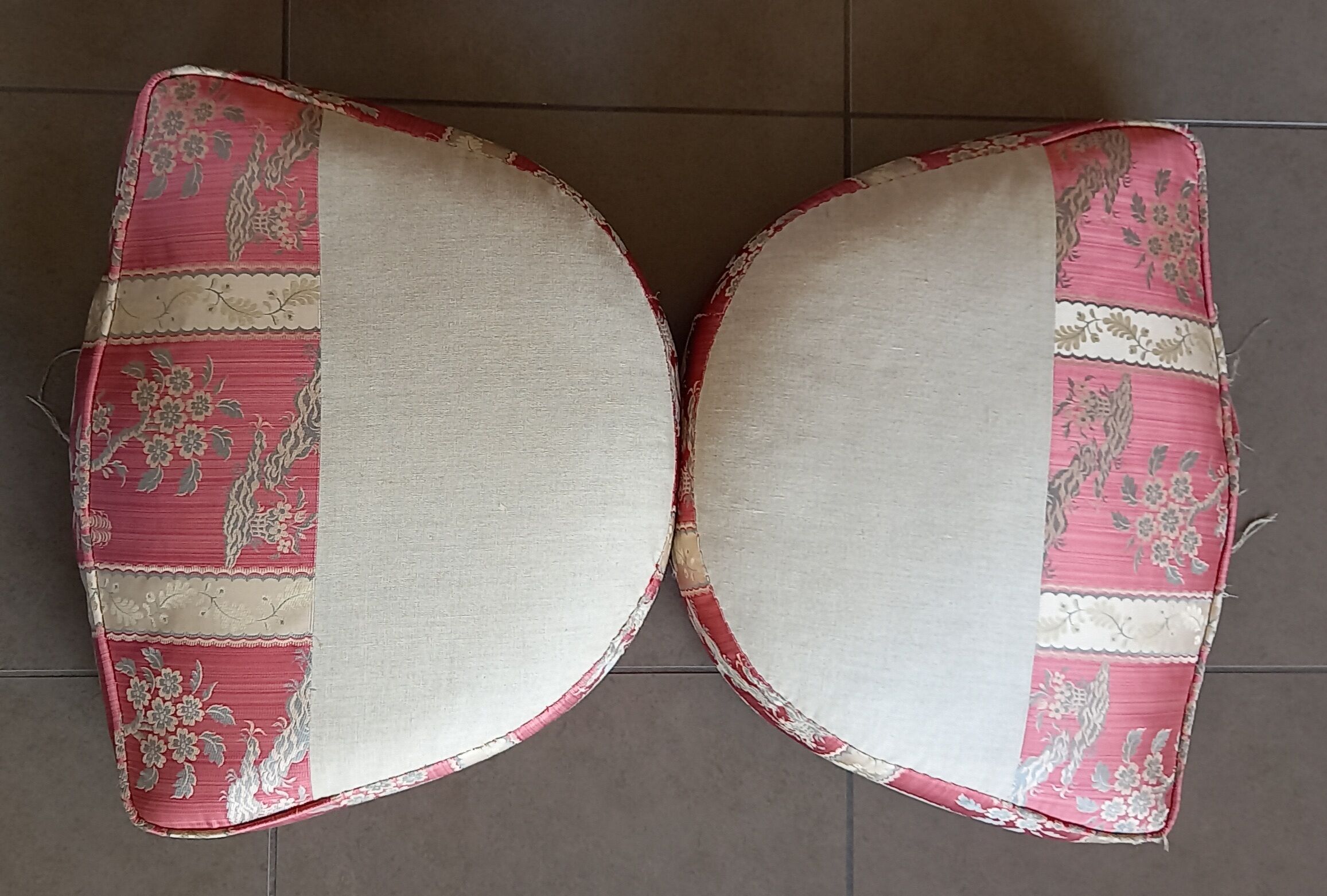 Pair of Louis XVI style armchairs in walnut and pink silk and ecru