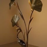 Grand lampadaire en laiton en forme de flamant rose, orné de feuilles de ginkgo sculptées, années 1970