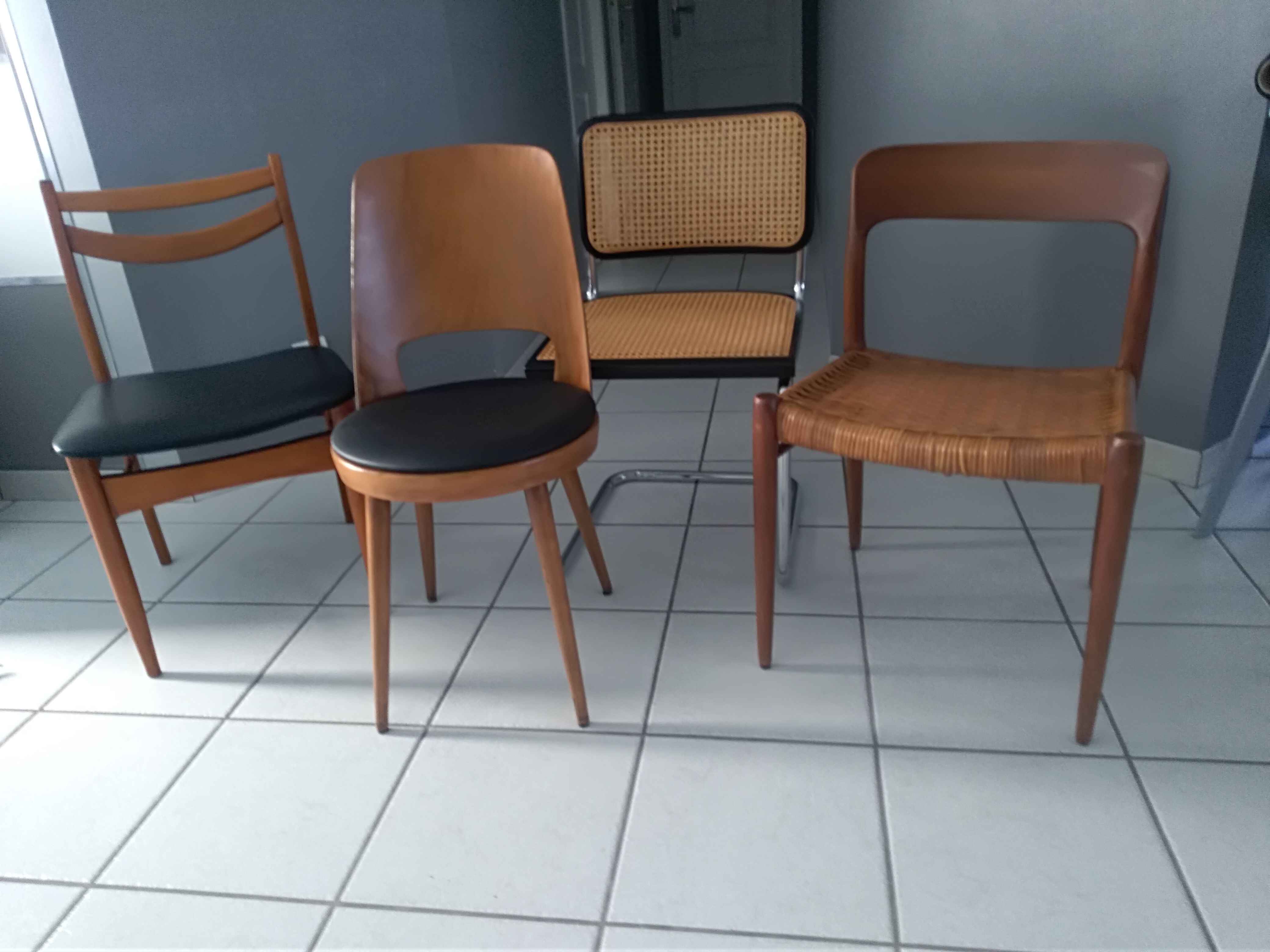 Suite of 4 mismatched vintage chairs Marcel Breuer, niels Otto Miller, Baumann Mondor and Samcom