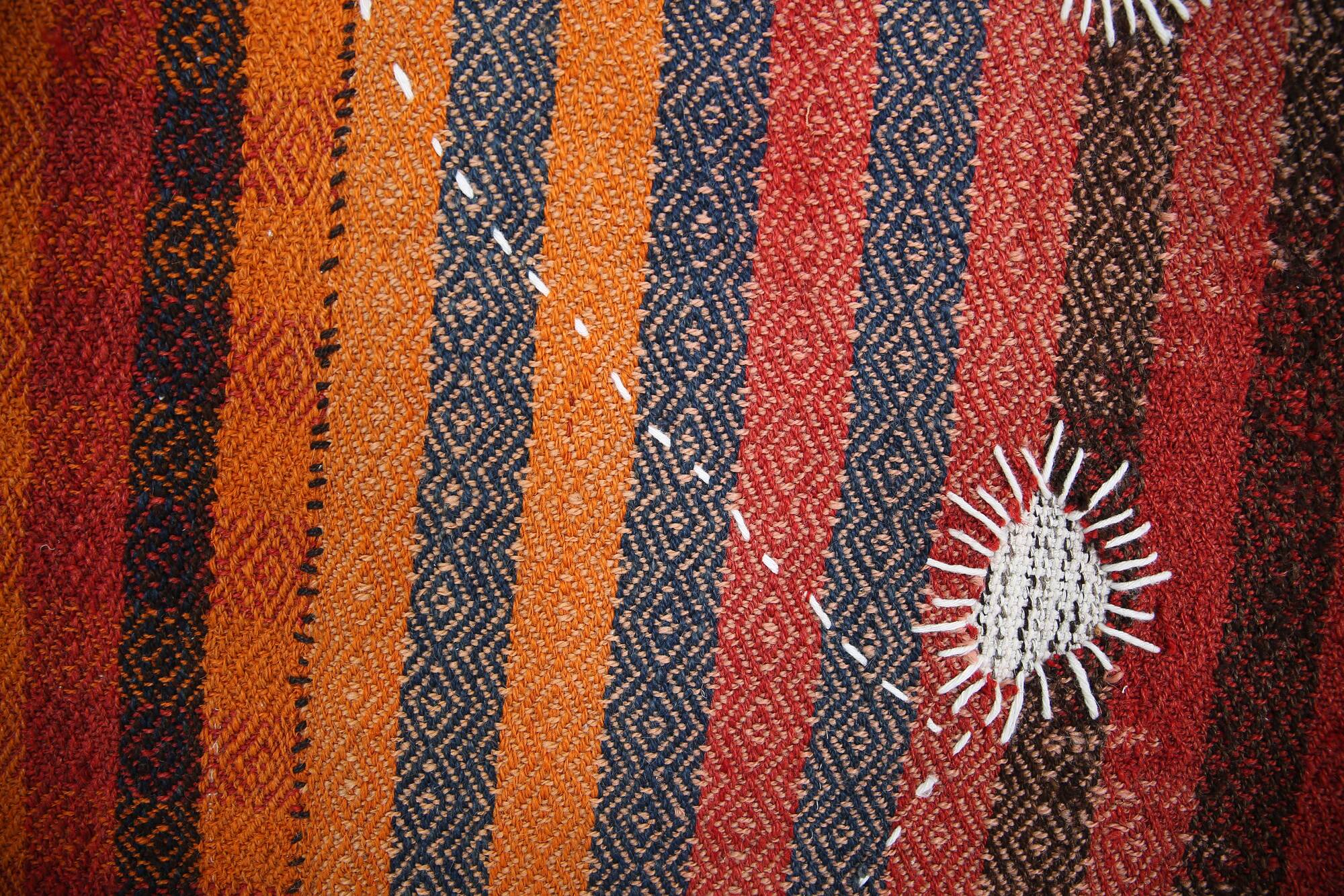 Tenture Murale Tissée Abstraite, Art Textile Fait Main, 105x112 Cm