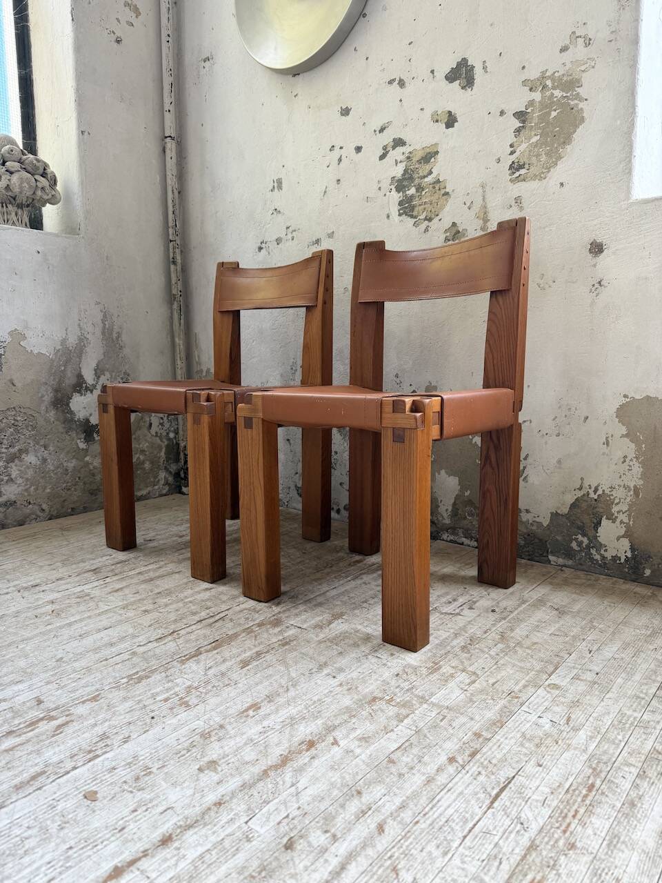 Paire de chaises Pierre Chapo S11