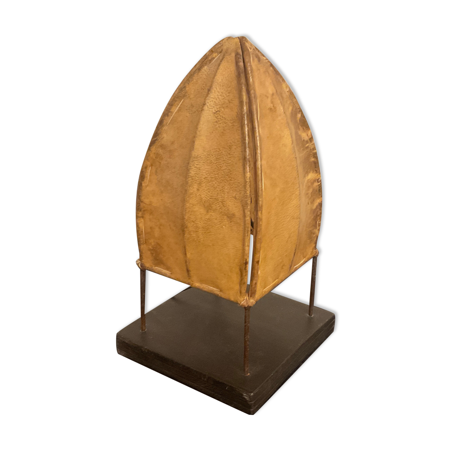 Ottoman lamp made of natural material