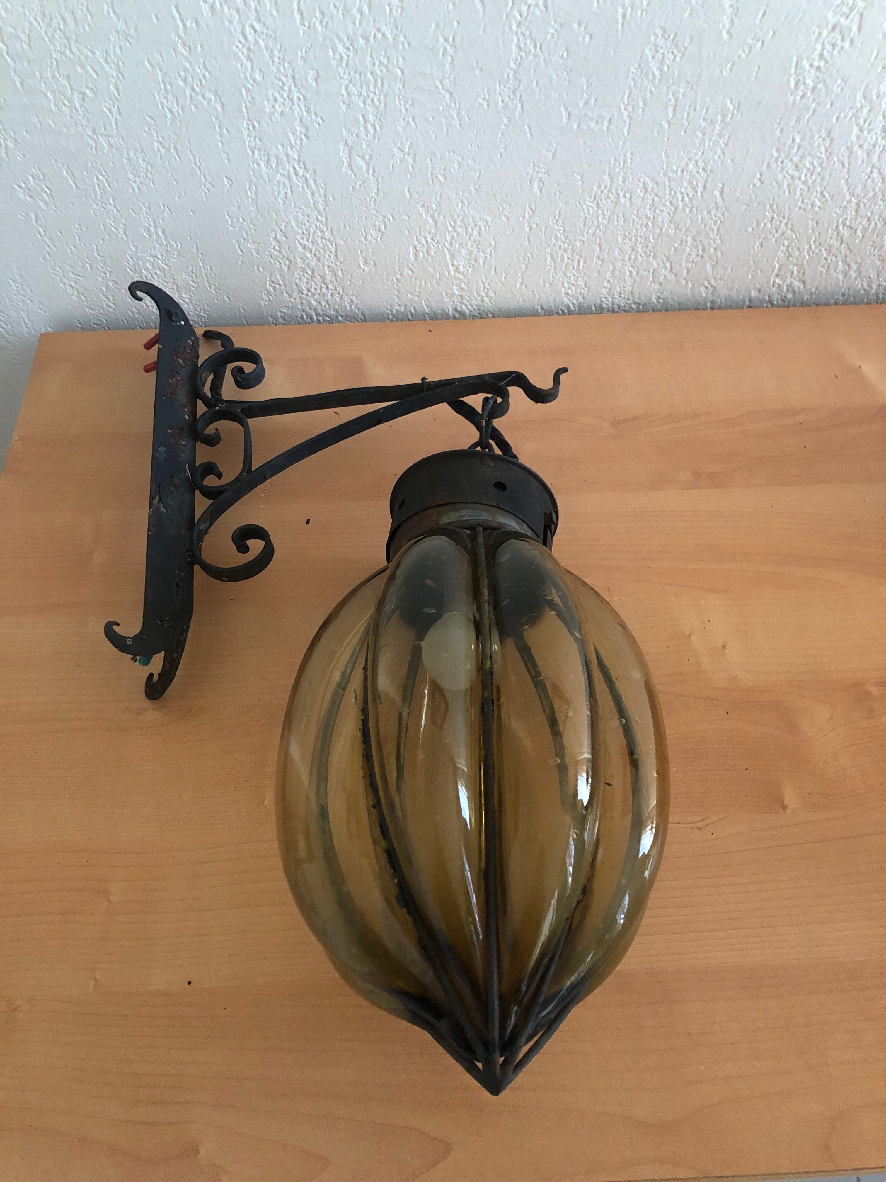 Appliques verre soufflé et fer forgé