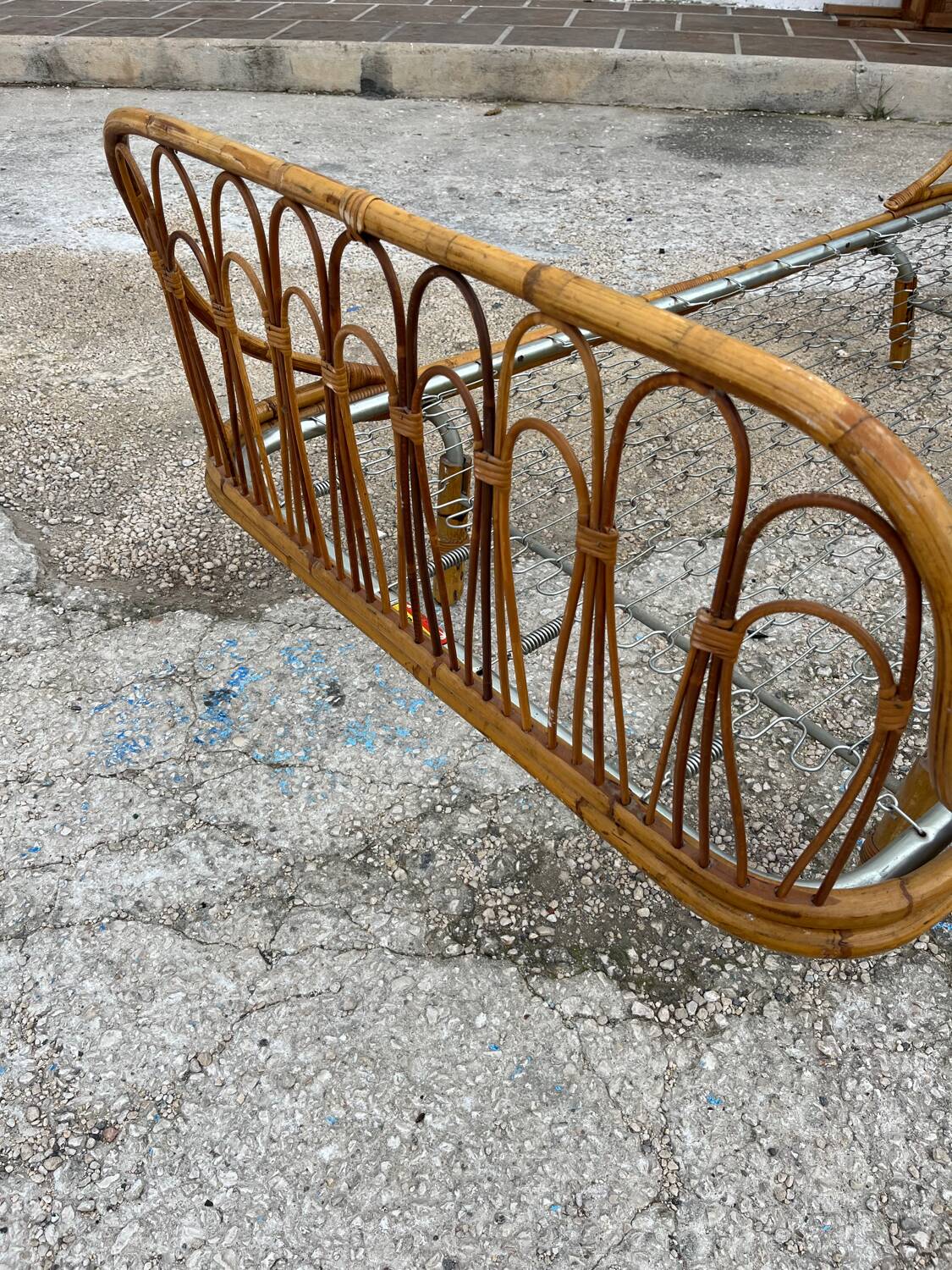 Ondaflex bamboo and rattan daybed 1960