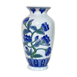 Vintage Chinese vase
