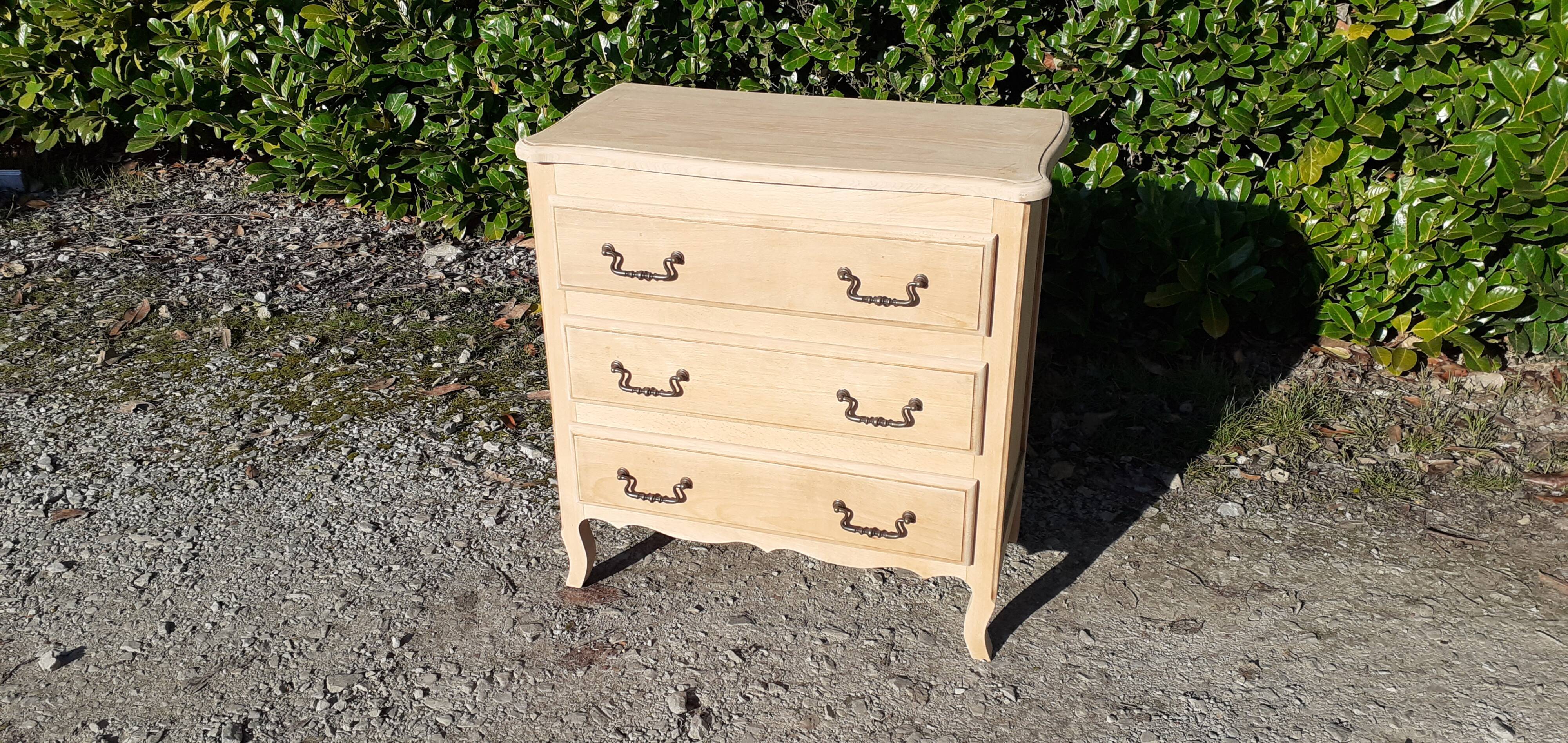 Commode 3 tiroirs style Louis XV en chêne massif bois brut