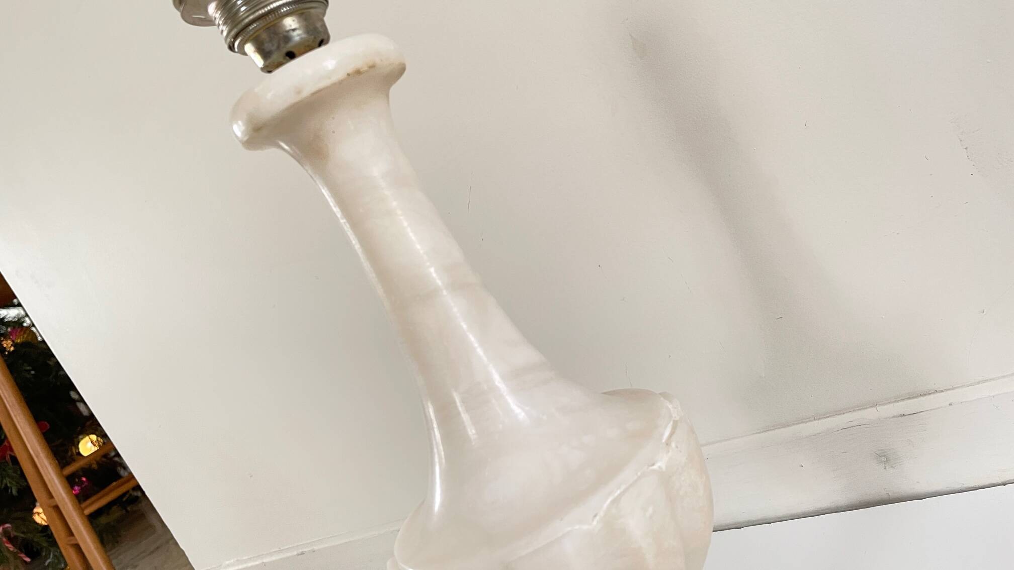 ALABASTER Stone LAMP Vintage MEDICIS Shape