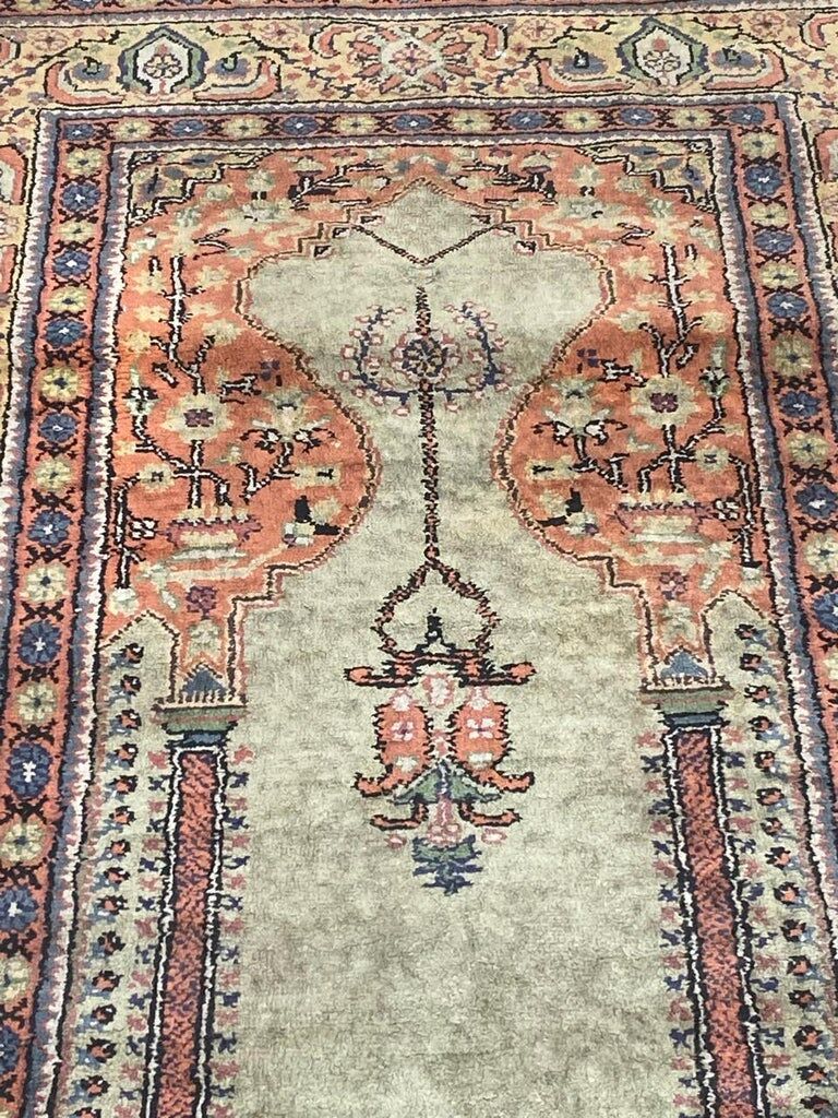 Vintage Kayseri carpet in Turkish silk 140x90cm