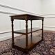 Table d'appoint anglaise classique avec dessus en cuir vert