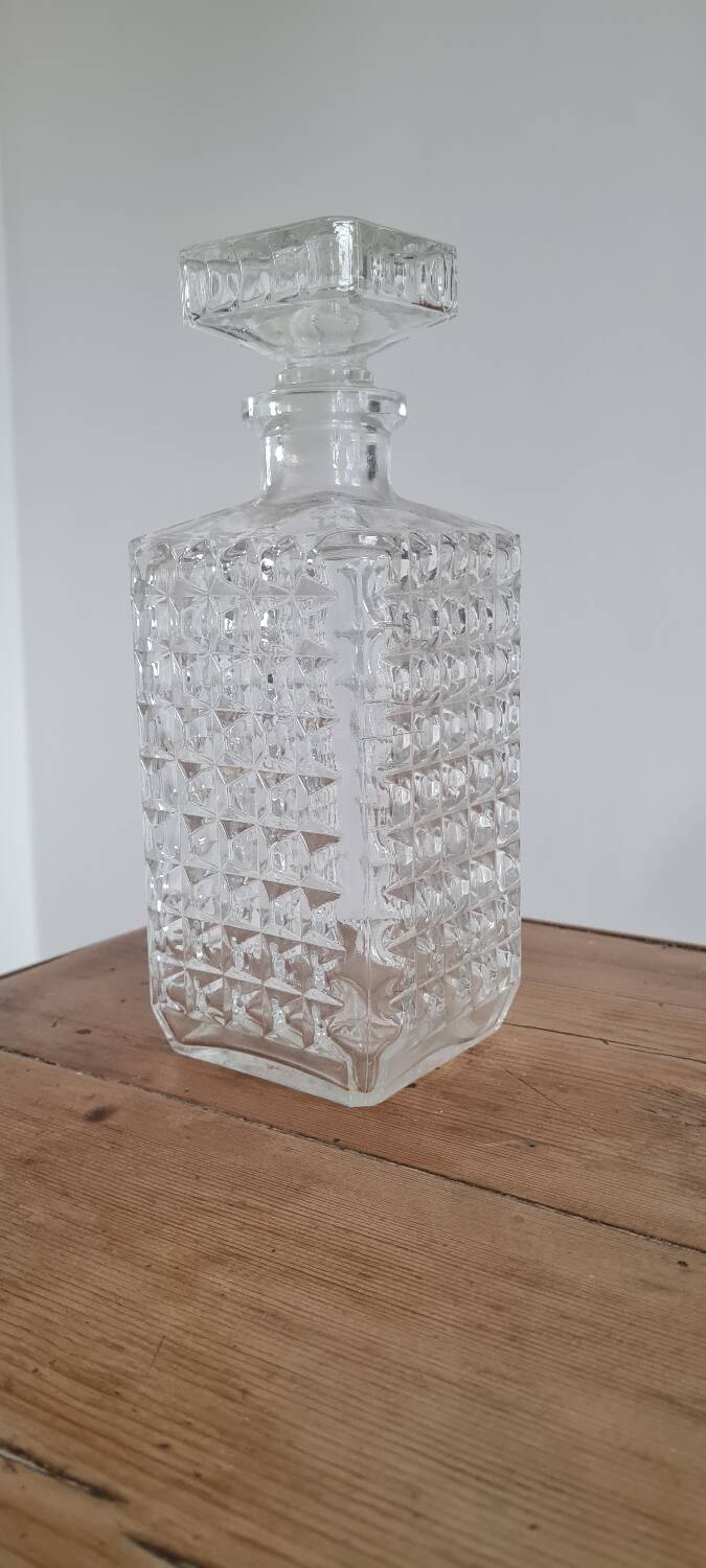 Chiseled glass whiskey decanter