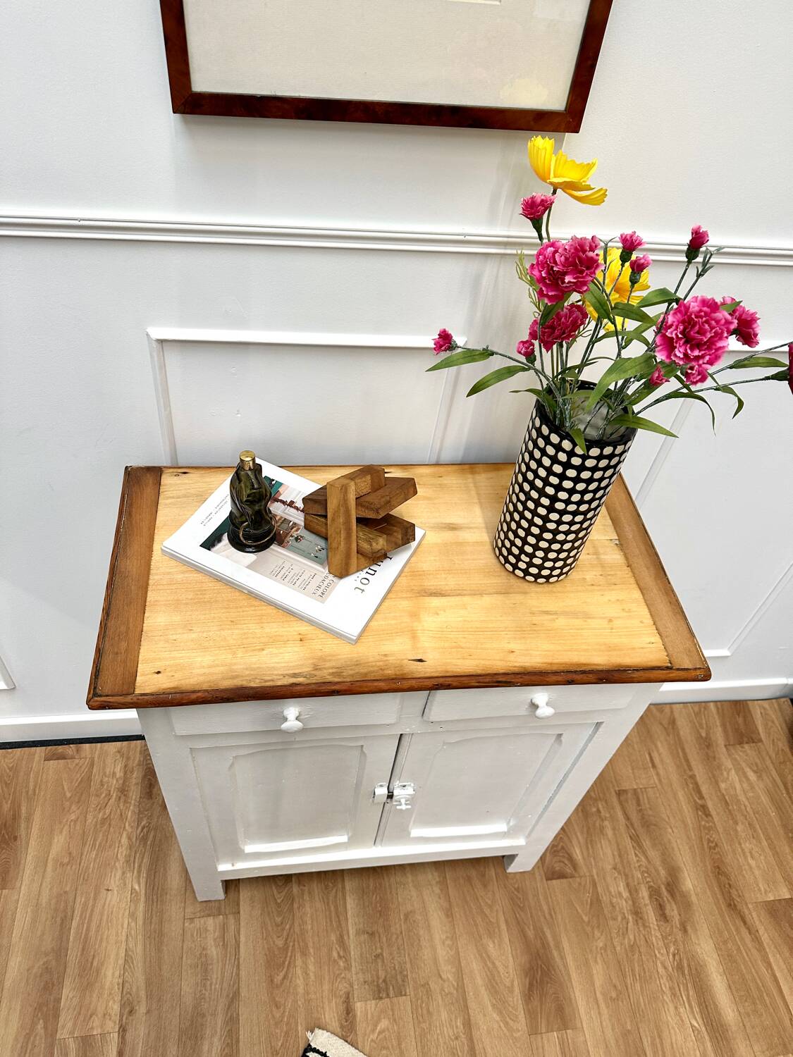 White Parisian sideboard