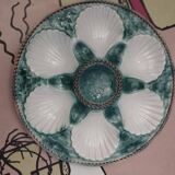 assiettes à huitres + plat. vendu en lot