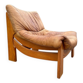 Vintage leather and pine lounge chair by Maison Regain, 1970s