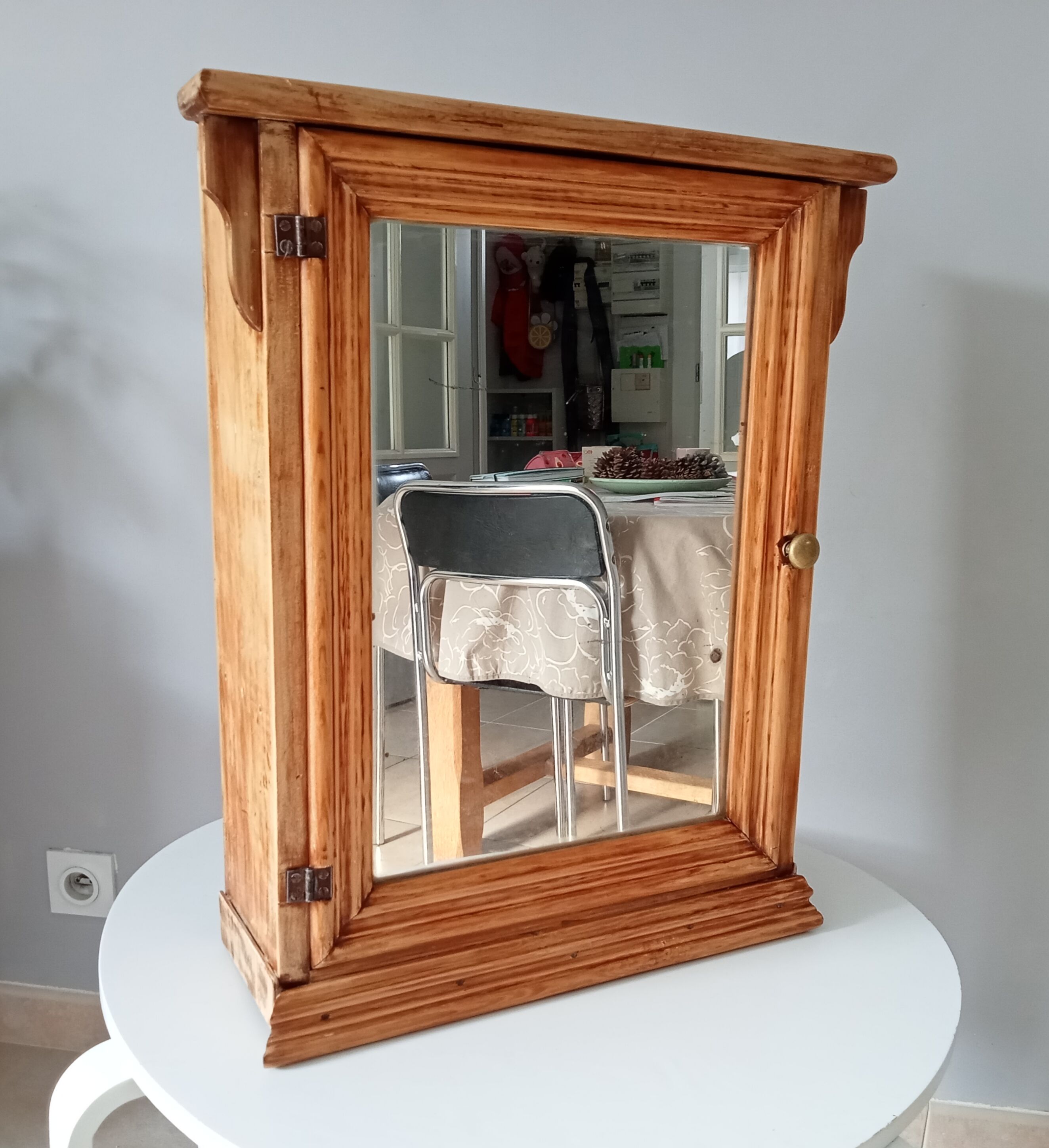 Art Deco medicine cabinet 40s/50s