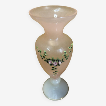 Vase opaline rose et blanc, verrerie d'art de toul, comtesse barbarat de mazirot