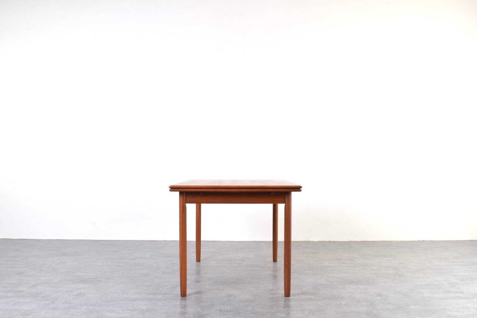 Mid-Century Danish Teak Extendable Dining Table, 1960s.