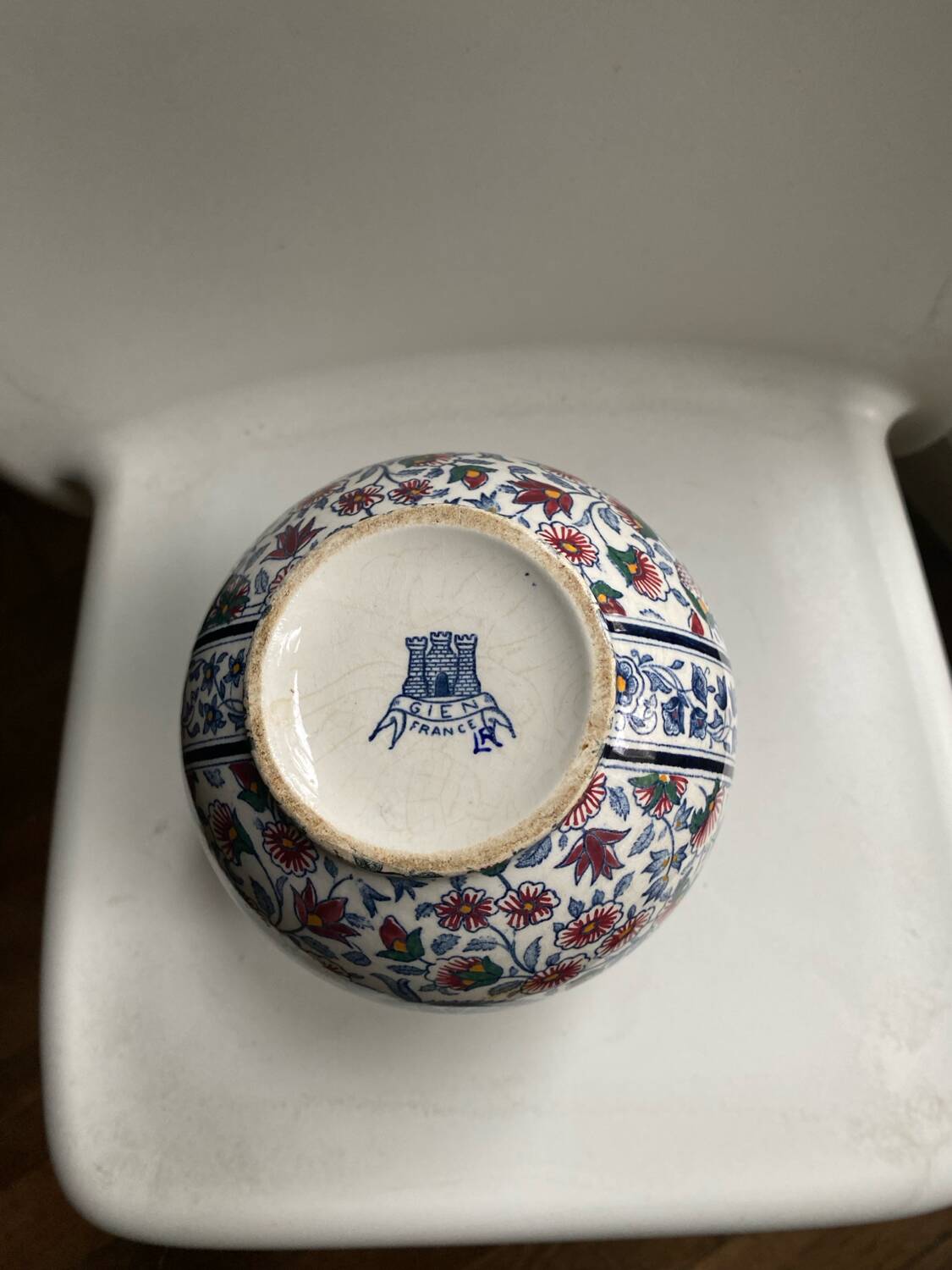 Antique Gien cashmere vase