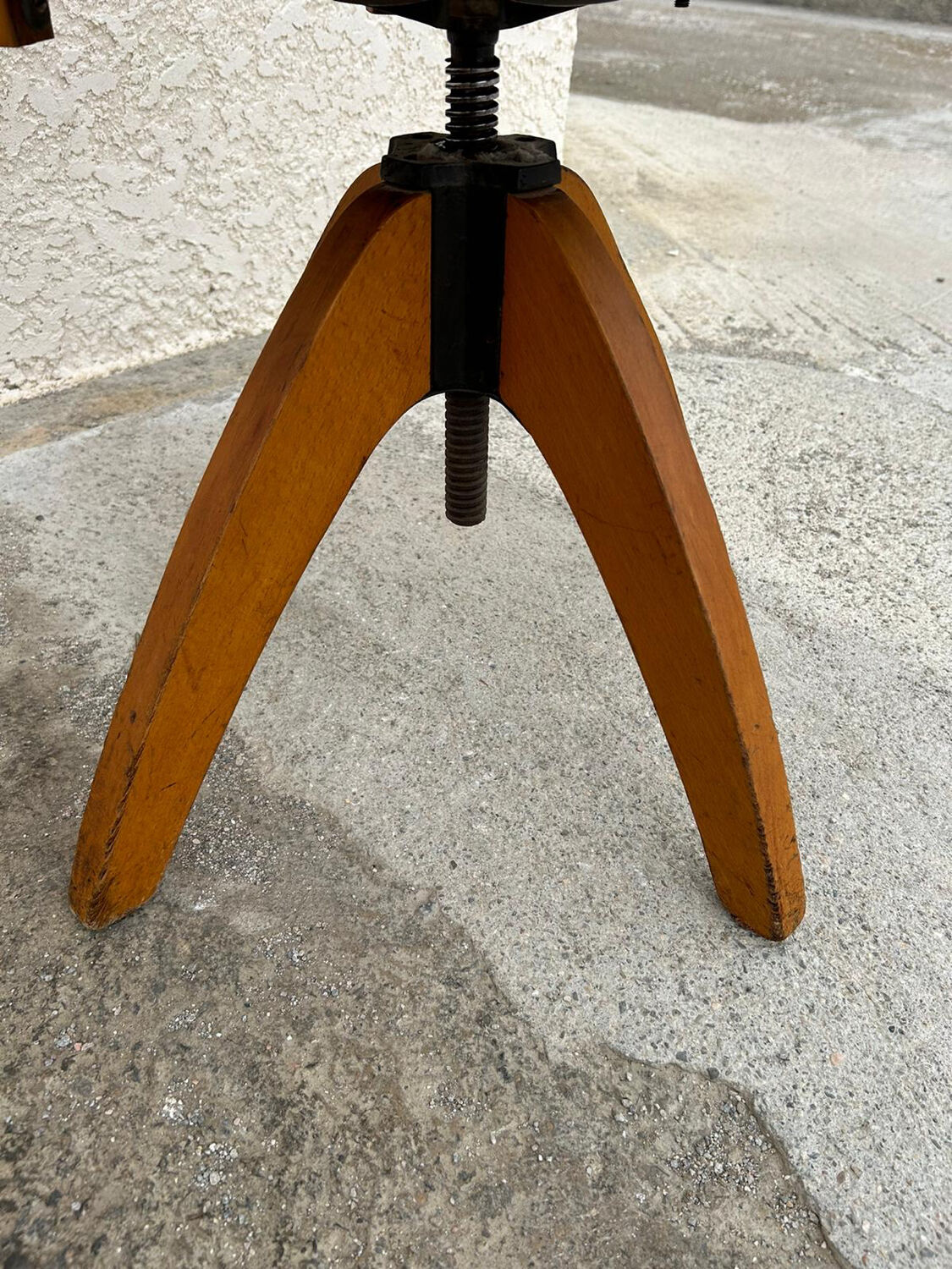 Baumann swivel office chair