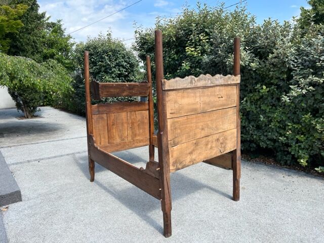 Old peasant bed origin gers