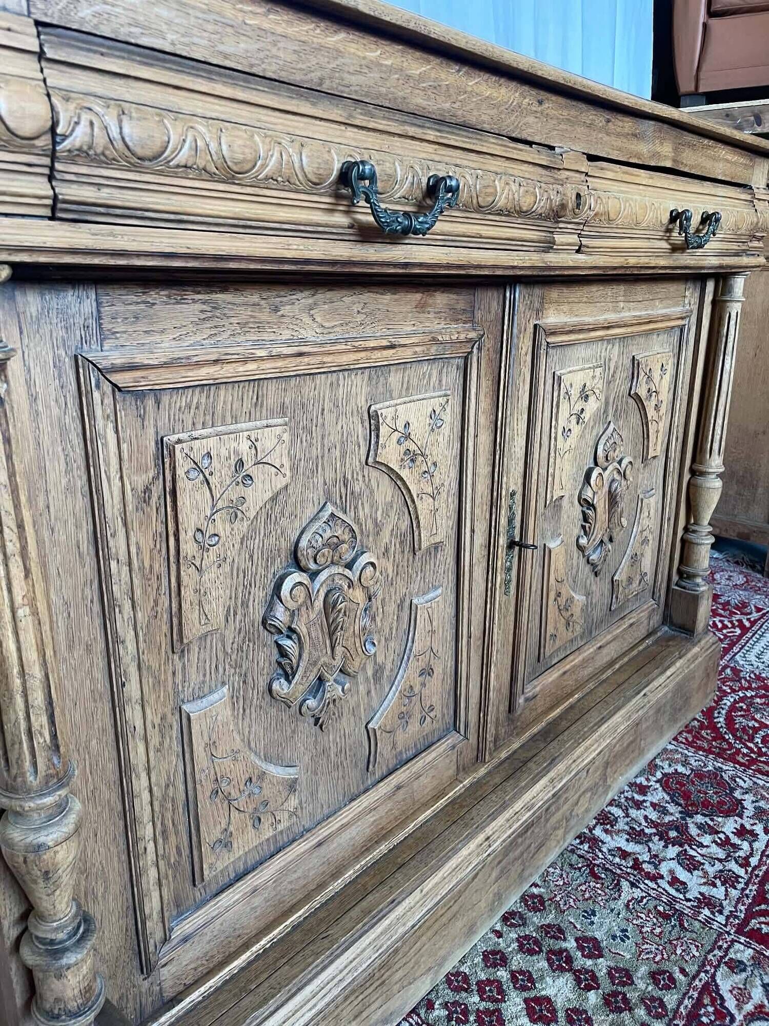 Antique carved oak sideboard – Late 19th century