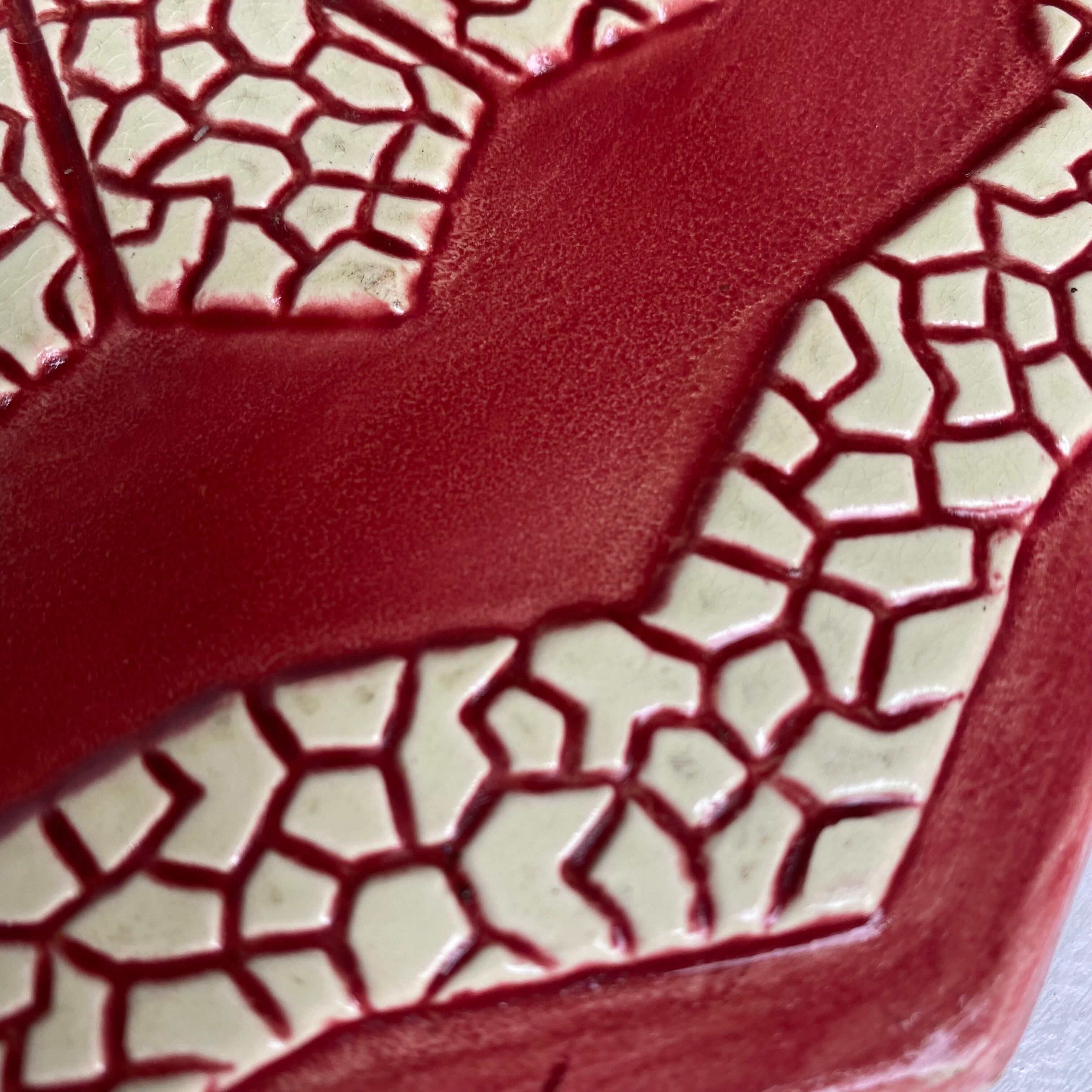 Ceramic underside
