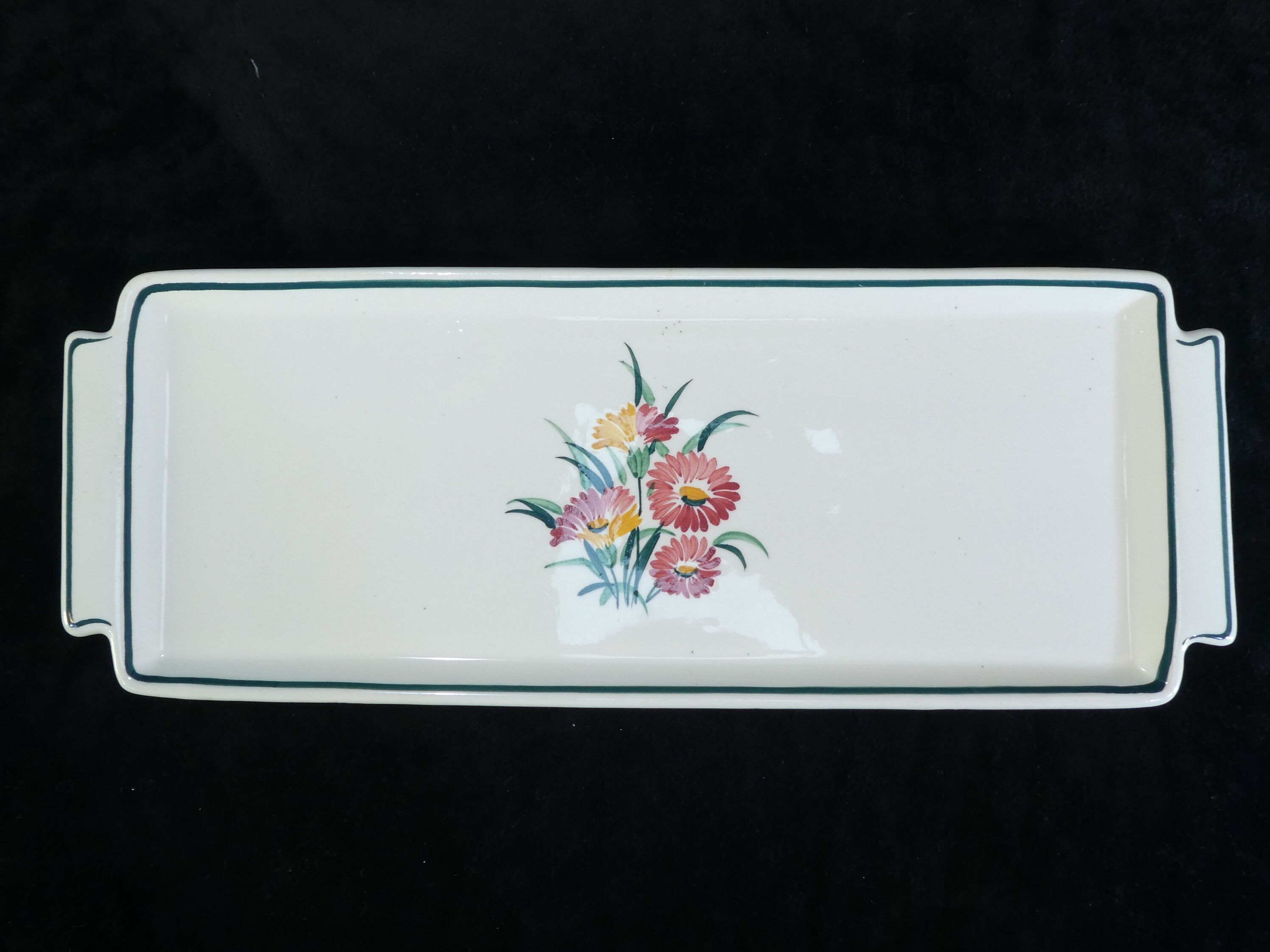 Cake service in faiences by Gien model butterfly