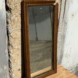 Miroir ancien en bois et stuc doré forme allongée moulure fine
