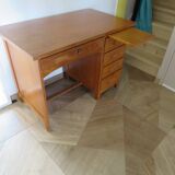 Vintage modernist desk - 5 drawers - shelf - 1950s - closure mechanism