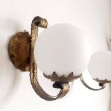 Pair of brutalist wall sconces in gilded metal from around 1970.
