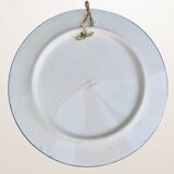 Set of three painted Spanish ceramic dishes - ⌀ 23, 26 and 32 cm
