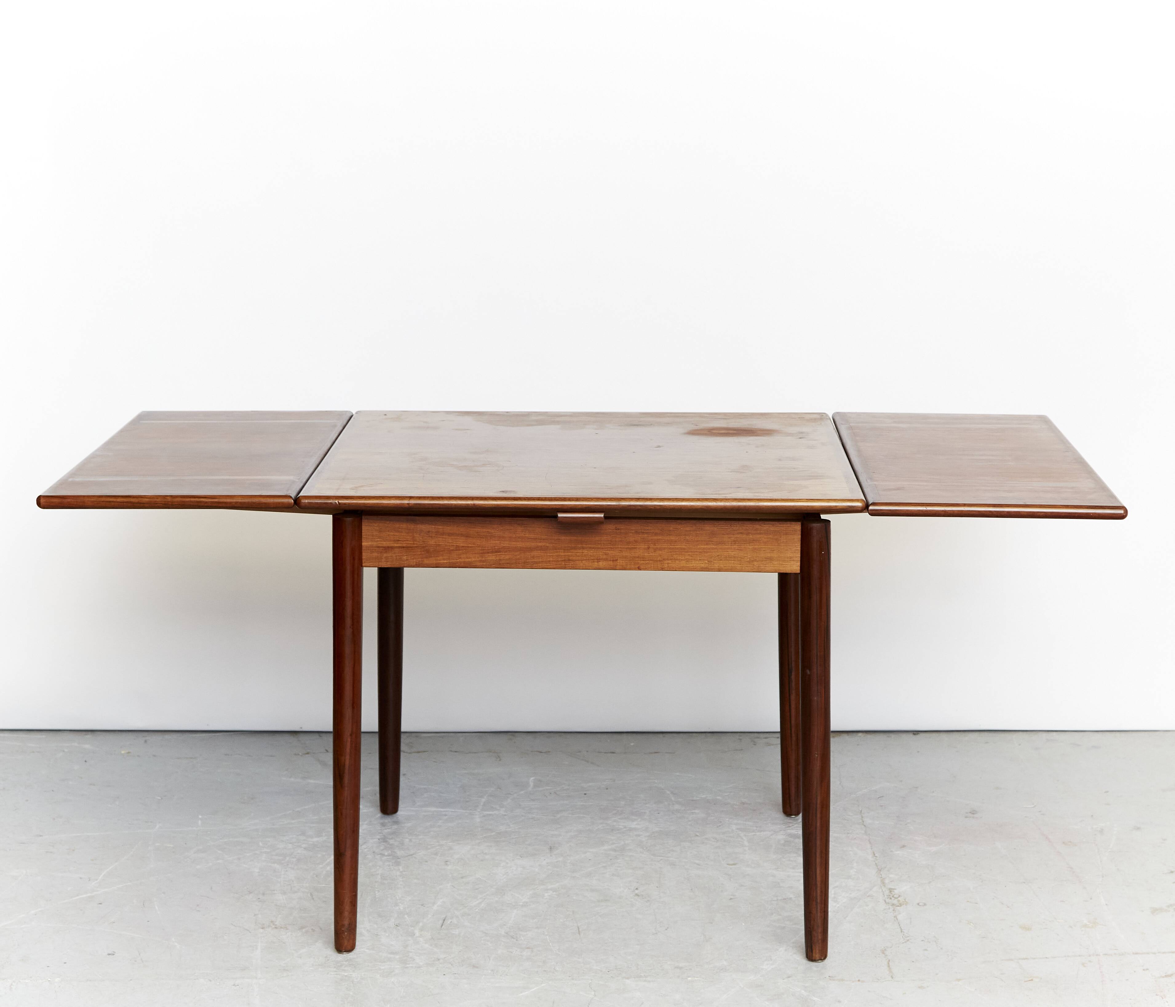 AM Møbler Mid-Century Dining Table