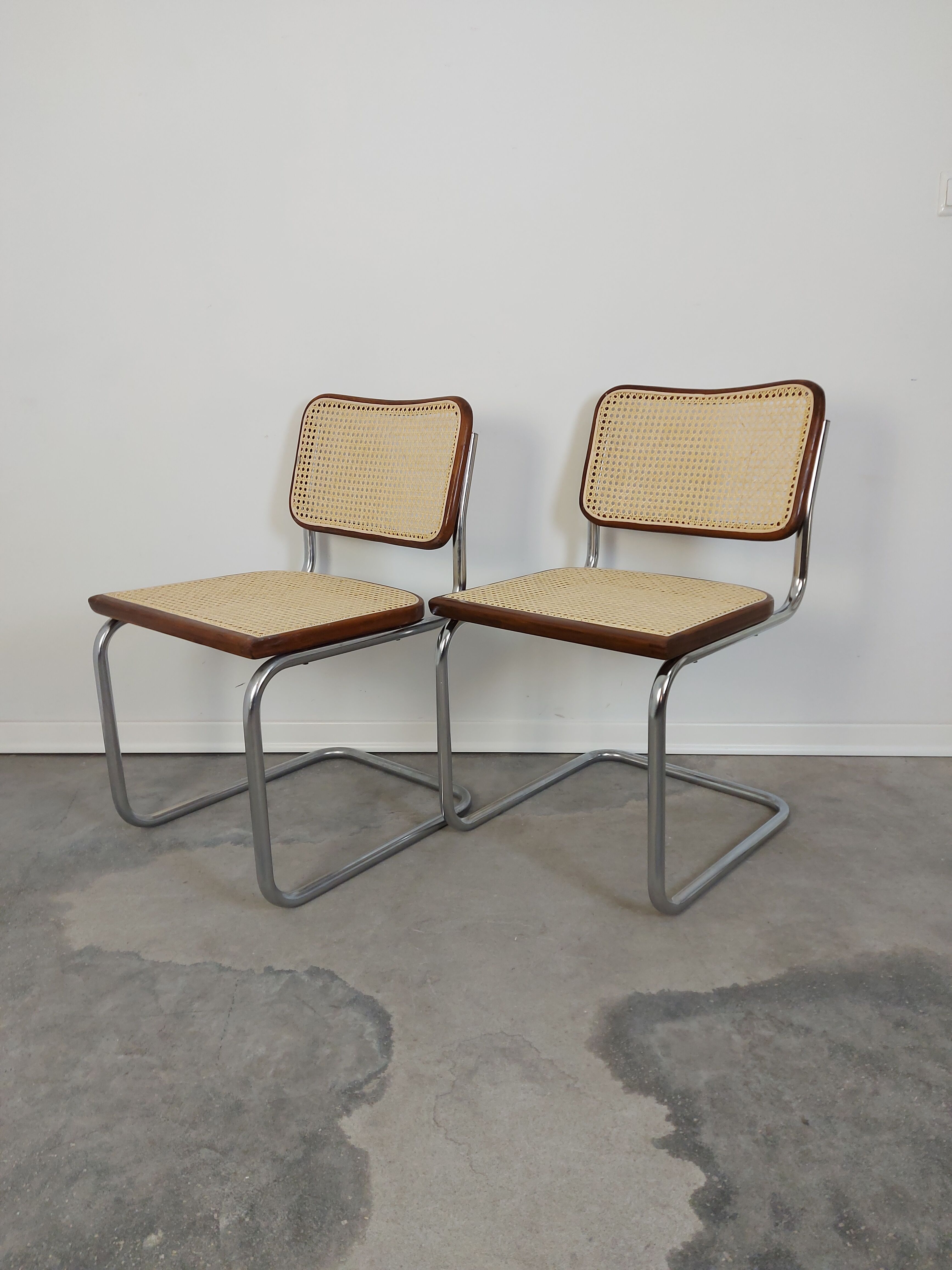 Chairs B32 design Marcel Breuer, 1980