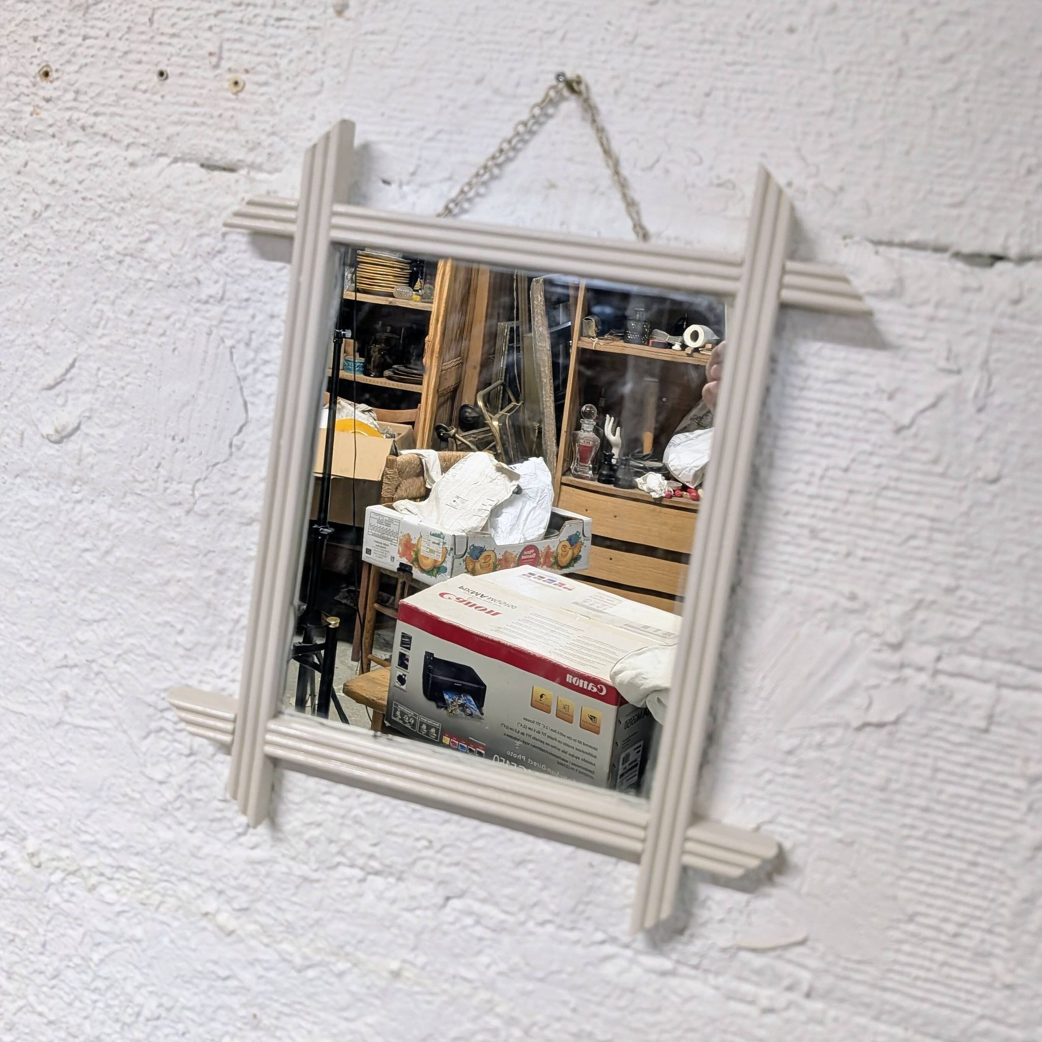 Miroir ancien à cadre bois, montage à croisillons