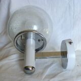Italian design wall lamp from the 1970s