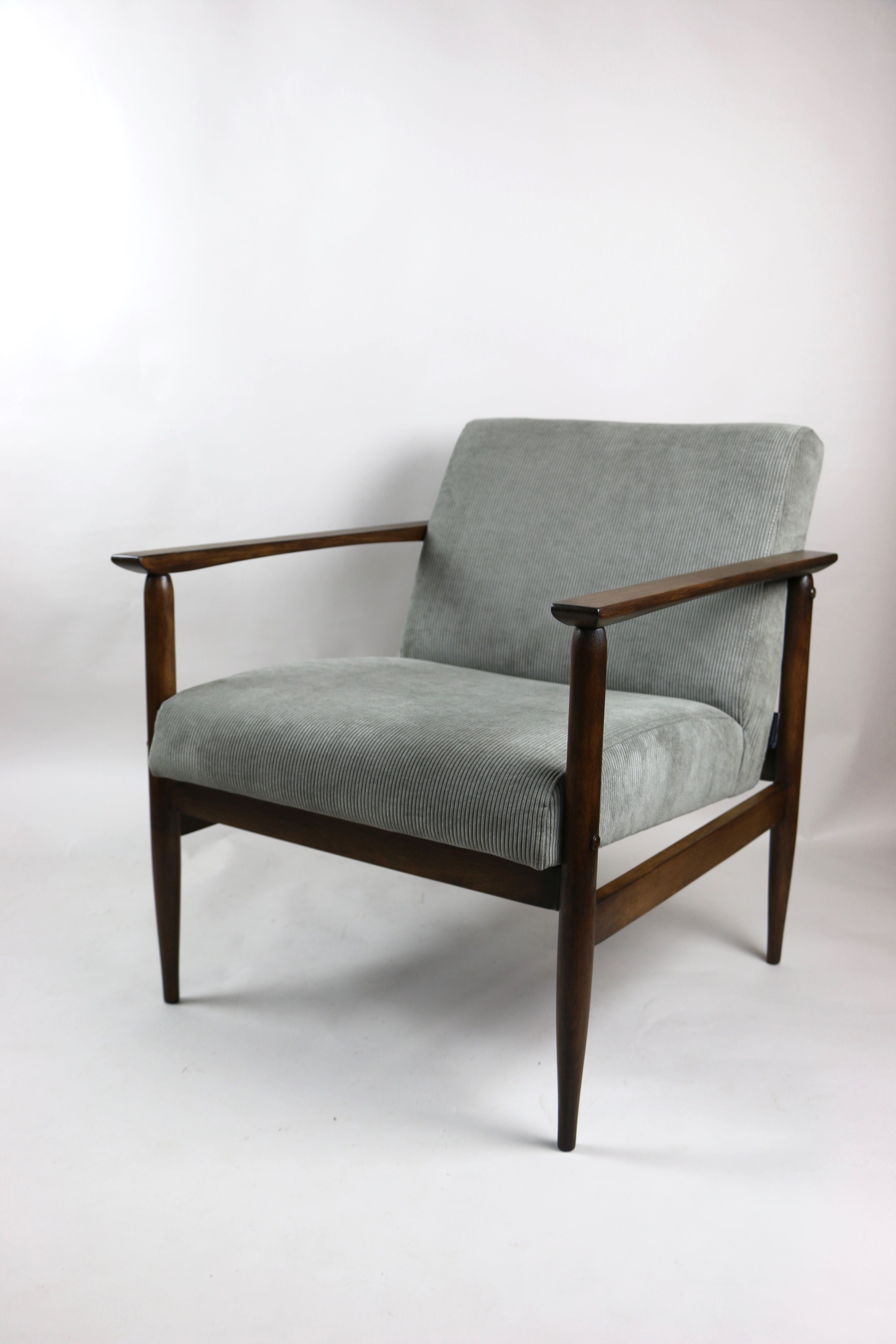 Fauteuil classique en velours côtelé, années 1970